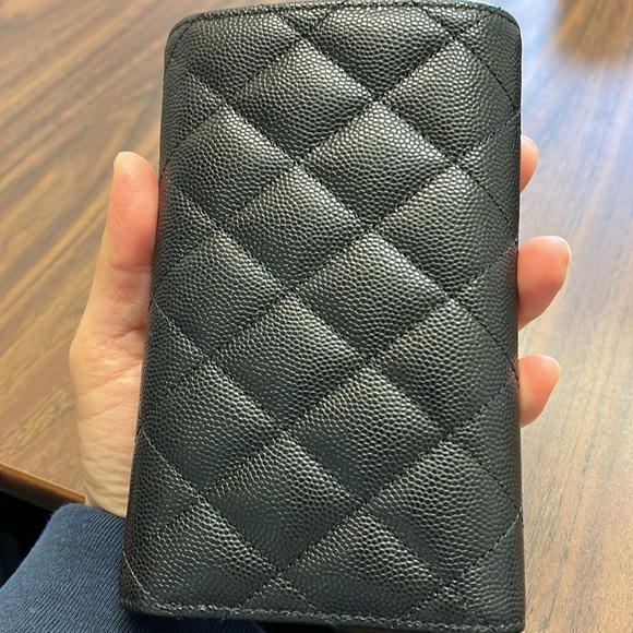 Chanel 22/23 cruise collection wallet - Picture 4 of 4
